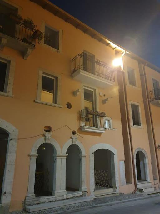 Casa Vacanze Donna Lucia كاستل دي سانجرو المظهر الخارجي الصورة
